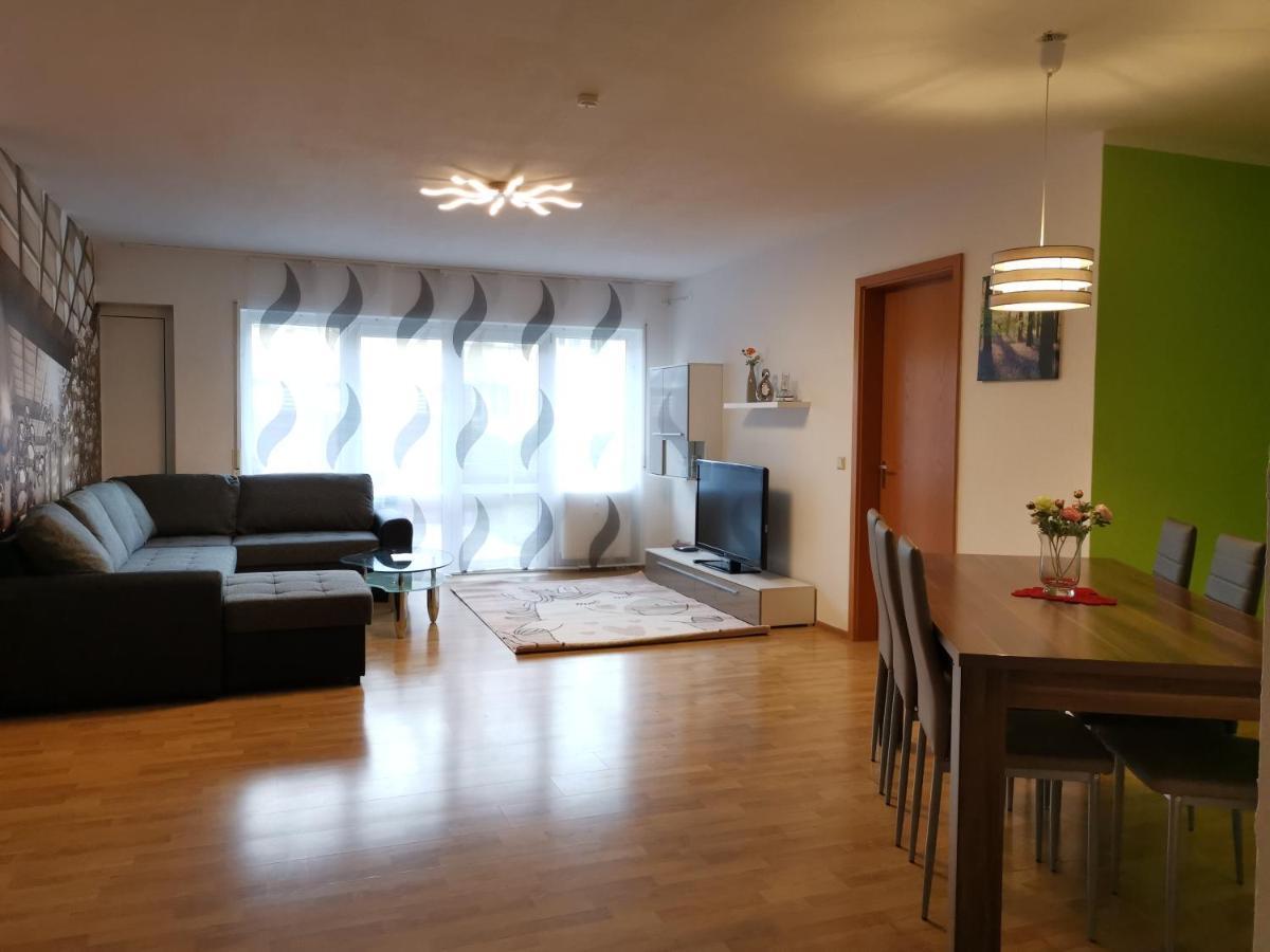 Gute Laune Mit Terrasse Und Garten Zentral FDH Exterior photo